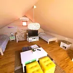 House Ivana, Zadar, ווינייראץ