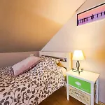 House Ivana, Zadar, ווינייראץ