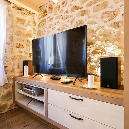 House Ivana, Zadar, 빈예라크