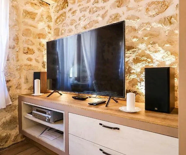 House Ivana, Zadar, Vinjerac