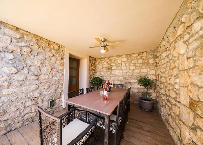 House Ivana, Zadar, *