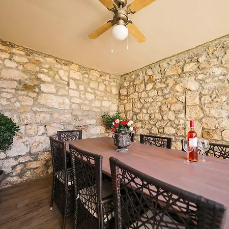 House Ivana, Zadar, ヴィラ ヴィンイェラック