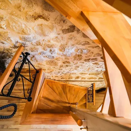 ヴィラ House Ivana, Zadar, ヴィンイェラック